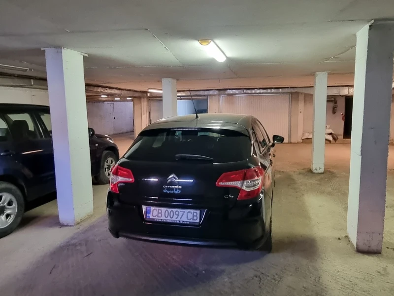 Citroen C4 1.6 HDi, снимка 11 - Автомобили и джипове - 47895125