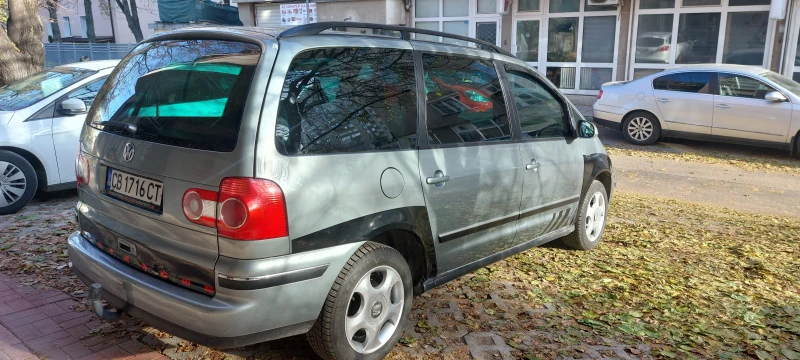 VW Sharan 1.9tdi, снимка 2 - Автомобили и джипове - 48029919