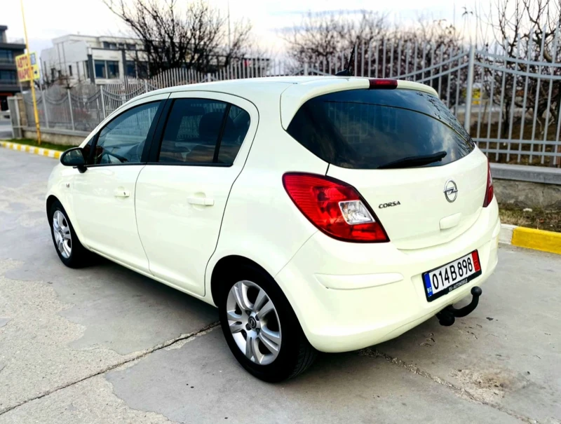 Opel Corsa 1.4i, снимка 5 - Автомобили и джипове - 48428996