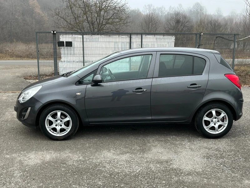 Opel Corsa 1.4i Facelift , снимка 2 - Автомобили и джипове - 49287771