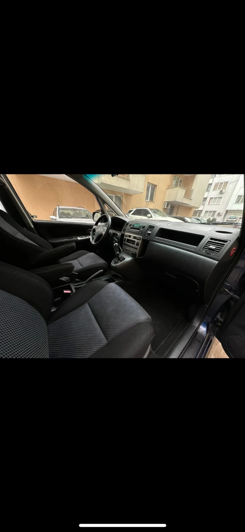 Toyota Corolla verso 2.0 d4d 90 hp, снимка 8 - Автомобили и джипове - 49329874