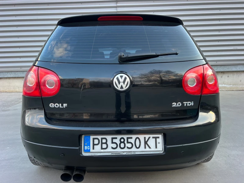 VW Golf 2.0TDI NAVI/KAMERA/6sk/KLIMATRONIK/UNIKAT, снимка 8 - Автомобили и джипове - 49368372