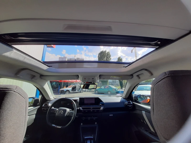 Citroen C4 1.2 PureTech Shine, Нов внос, фактура, панорама, снимка 12 - Автомобили и джипове - 52899831