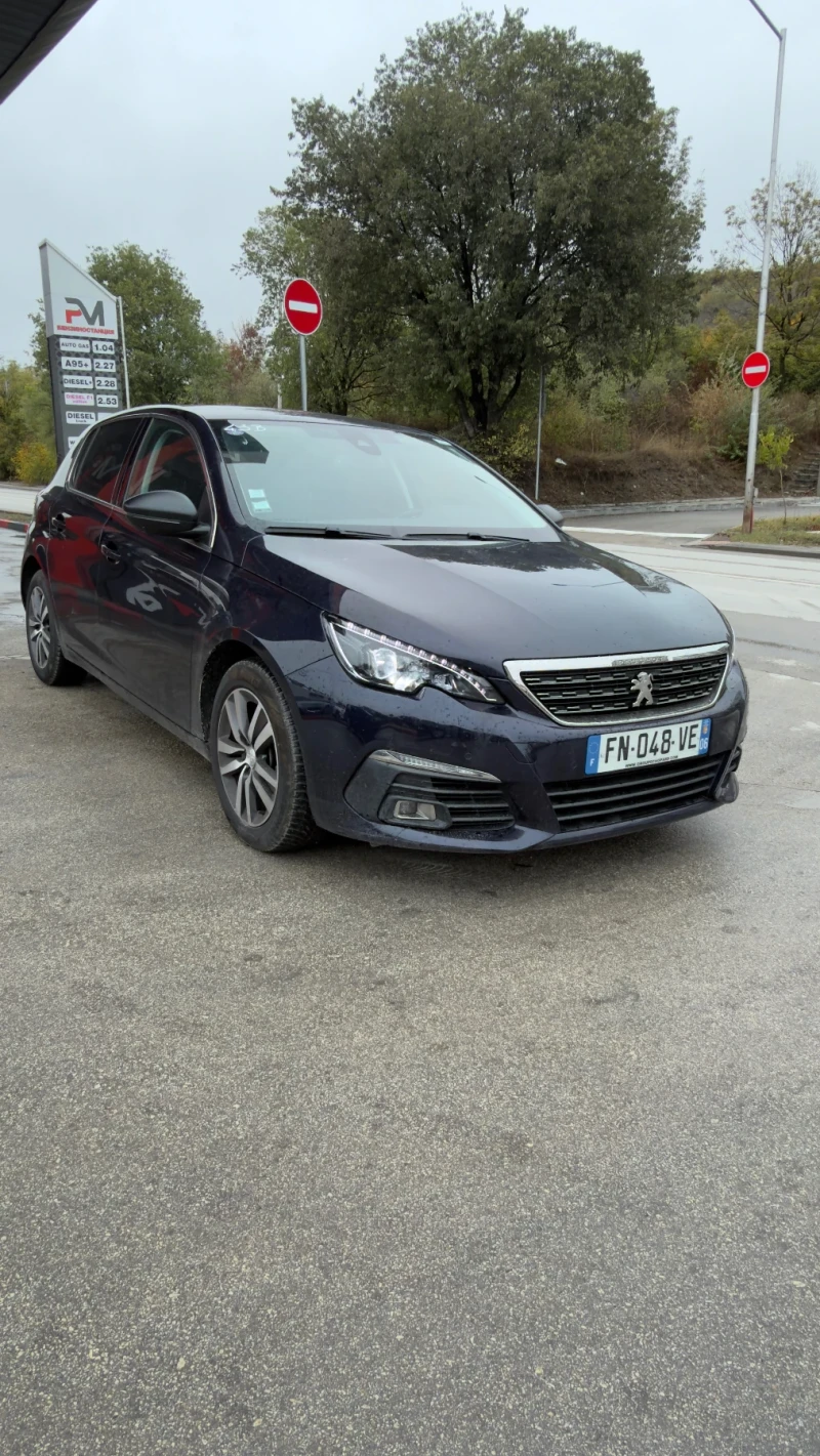 Peugeot 308  LED Car play 