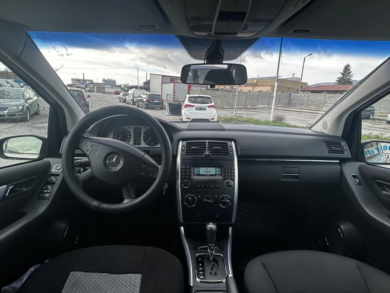 Mercedes-Benz B 180, снимка 10 - Автомобили и джипове - 52391832