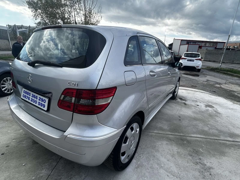 Mercedes-Benz B 180, снимка 5 - Автомобили и джипове - 52391832