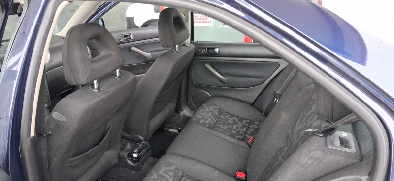 VW Bora, снимка 6 - Автомобили и джипове - 52649130