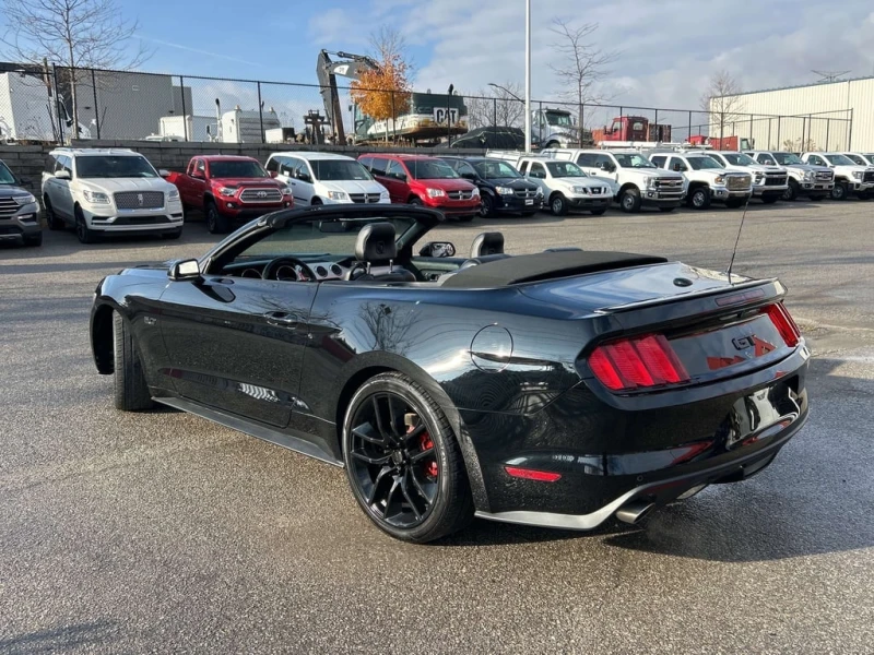 Ford Mustang * GT Convertible * CARFAX * БЕЗ ПЪРВОНАЧАЛНА ВНОСК, снимка 6 - Автомобили и джипове - 52848525