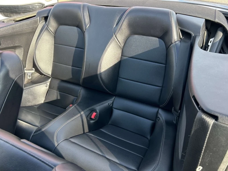 Ford Mustang * GT Convertible * CARFAX * БЕЗ ПЪРВОНАЧАЛНА ВНОСК, снимка 10 - Автомобили и джипове - 52848525