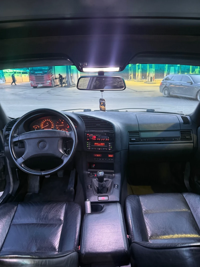 BMW 318 Is, снимка 6 - Автомобили и джипове - 53448108