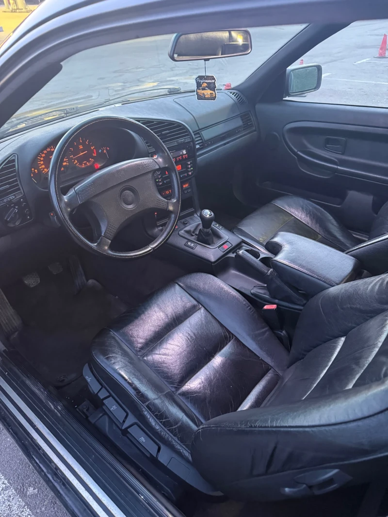 BMW 318 Is, снимка 7 - Автомобили и джипове - 53448108