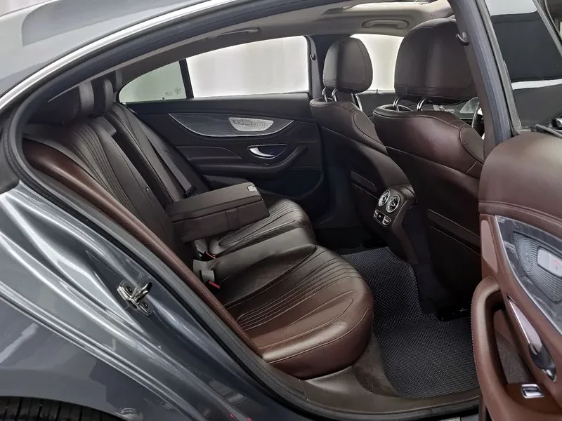 Mercedes-Benz CLS 400, снимка 12 - Автомобили и джипове - 54288691