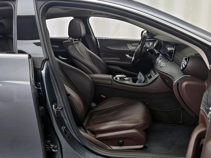 Mercedes-Benz CLS 400, снимка 11 - Автомобили и джипове - 54288691