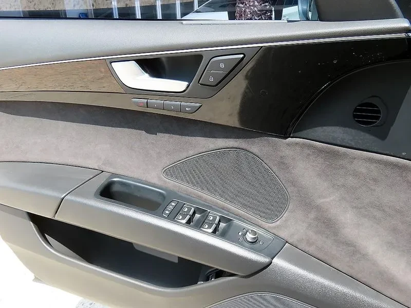 Audi A8 3.0 TDI Quattro, снимка 12 - Автомобили и джипове - 54564828
