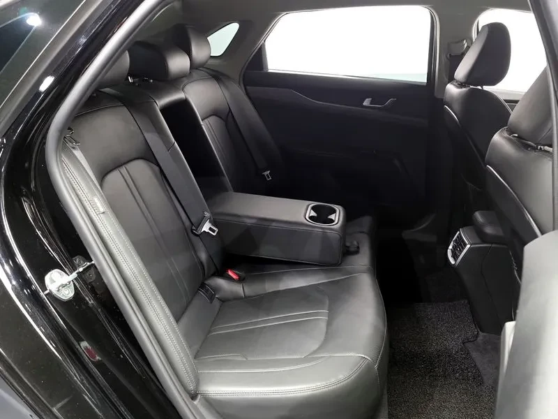 Kia K5 1.6 TURBO PRESTIGE, снимка 11 - Автомобили и джипове - 55089006