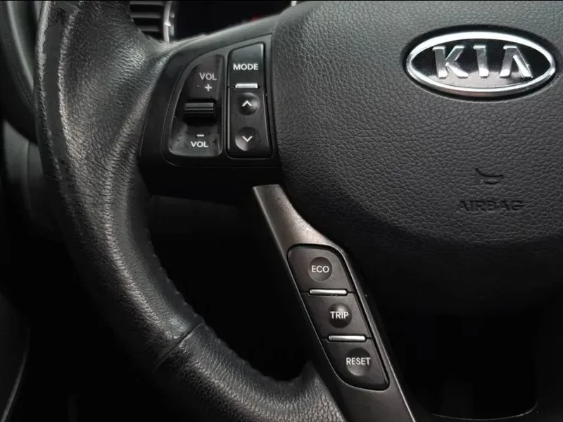 Kia K5 2.0 Deluxe, снимка 15 - Автомобили и джипове - 56594488