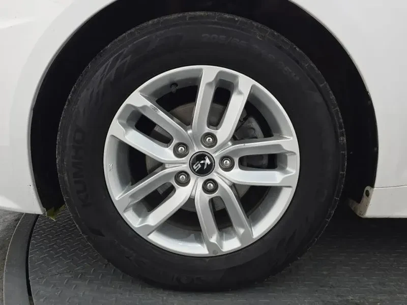 Kia K5 2.0 Deluxe, снимка 5 - Автомобили и джипове - 56594488