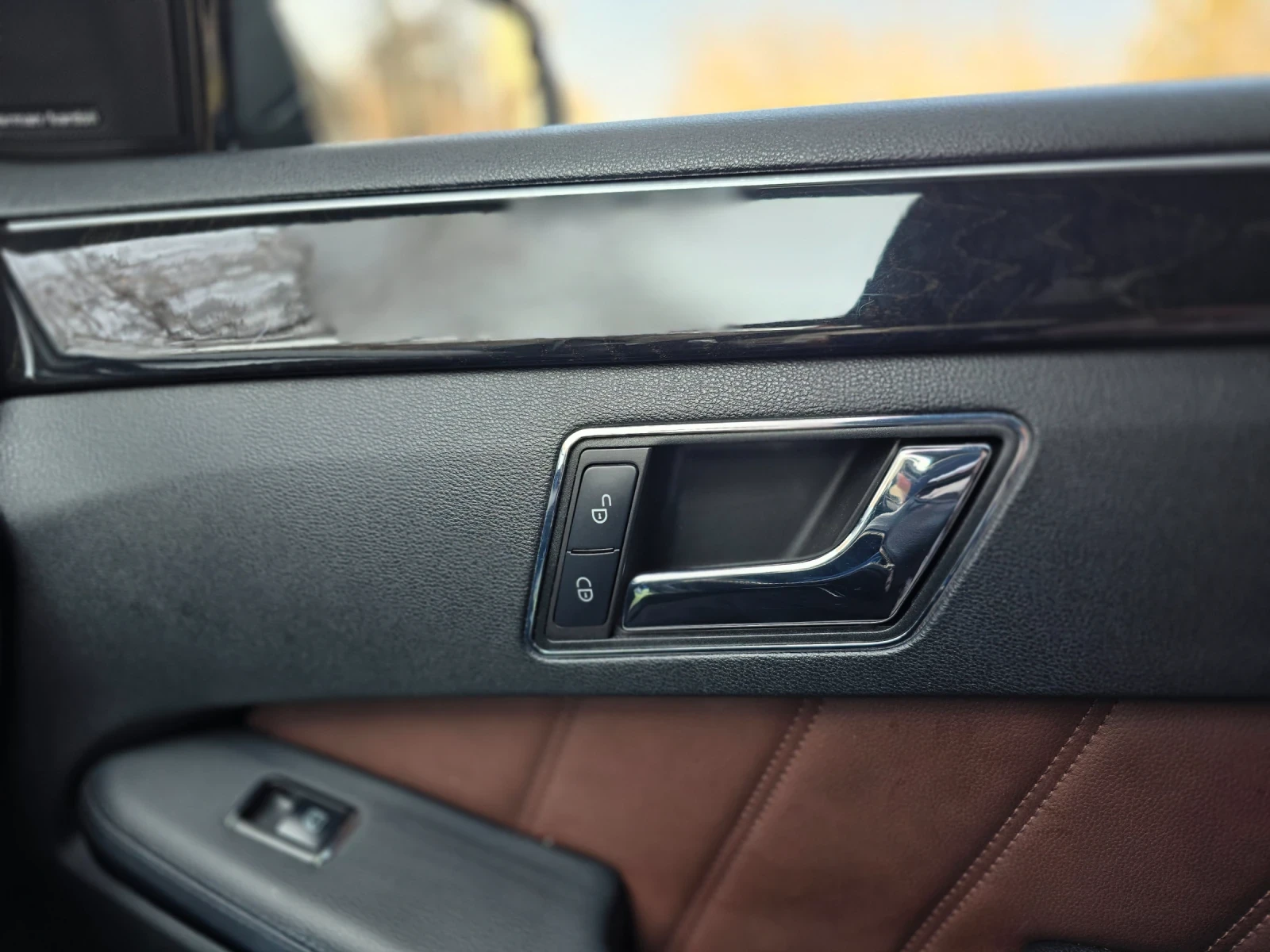 Mercedes-Benz E 200 | Mobile.bg — изображение 17