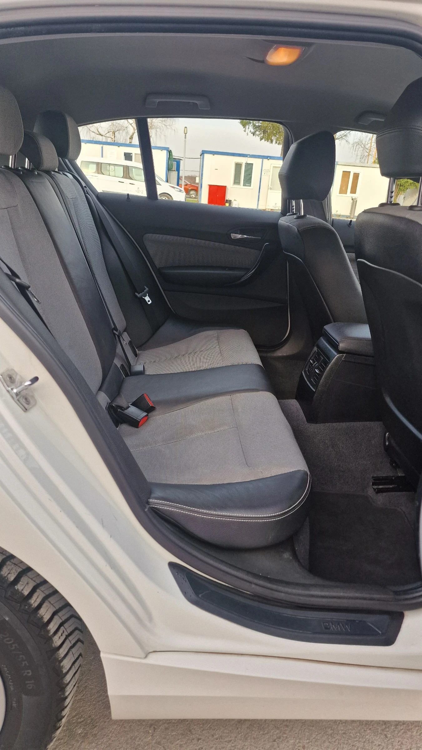 BMW 116 2.0D AUTOMATIC/NAVI | Mobile.bg   12