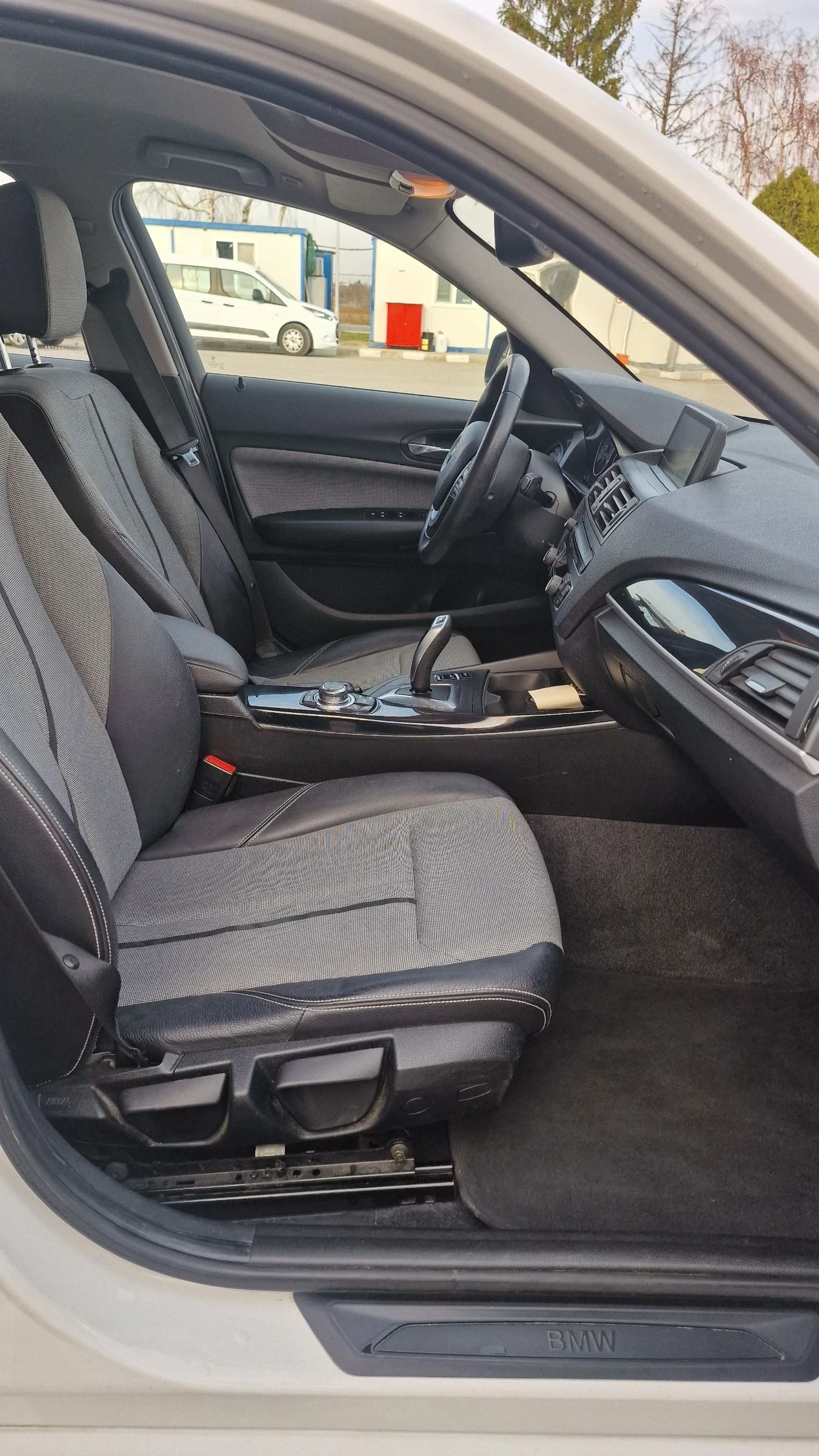 BMW 116 2.0D AUTOMATIC/NAVI | Mobile.bg   13