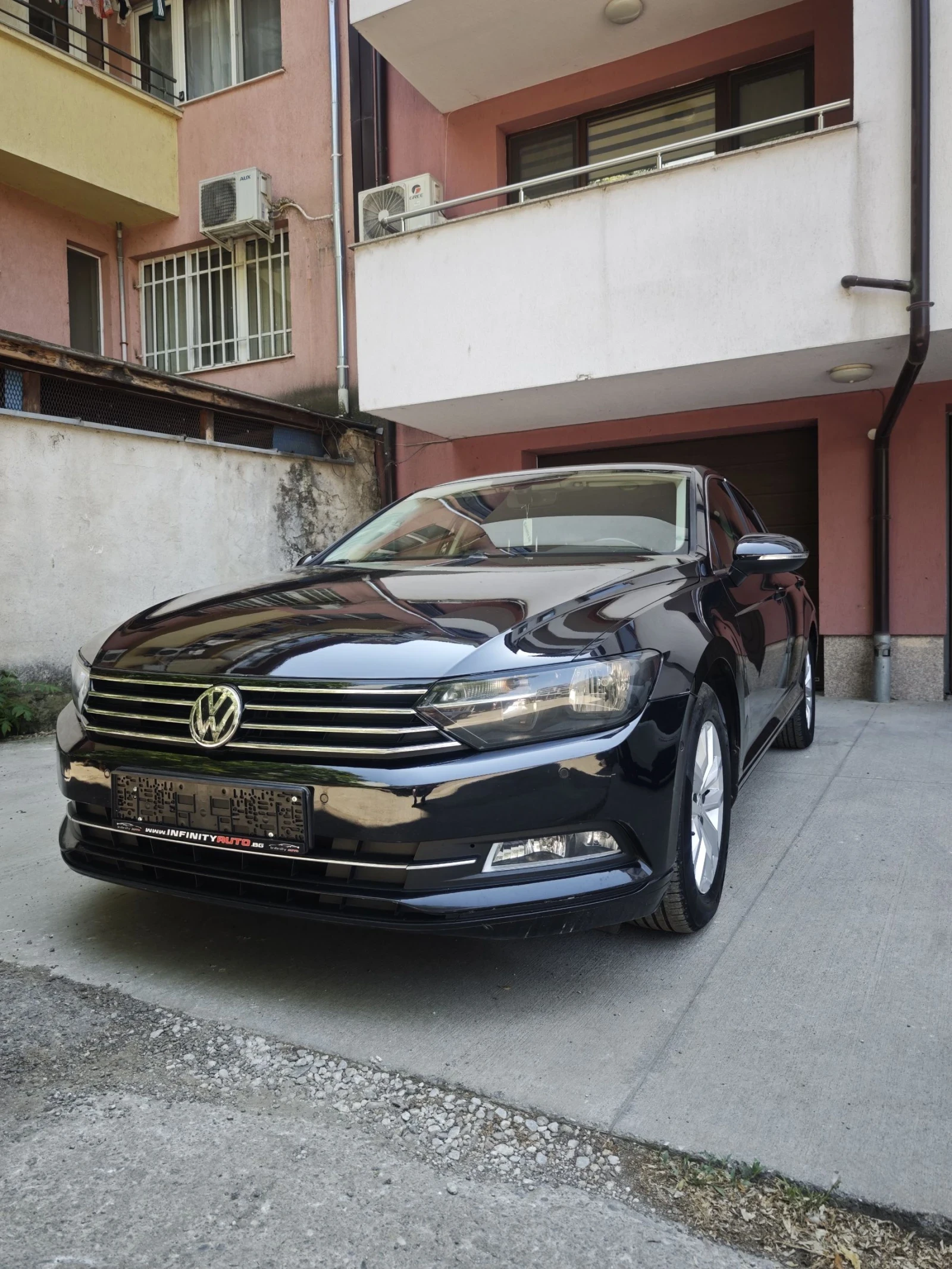 VW Passat АВТОМАТ, НАВИ, КАМЕРА, ДИСТРОНИК, СТАРТ-СТО!  - изображение 4