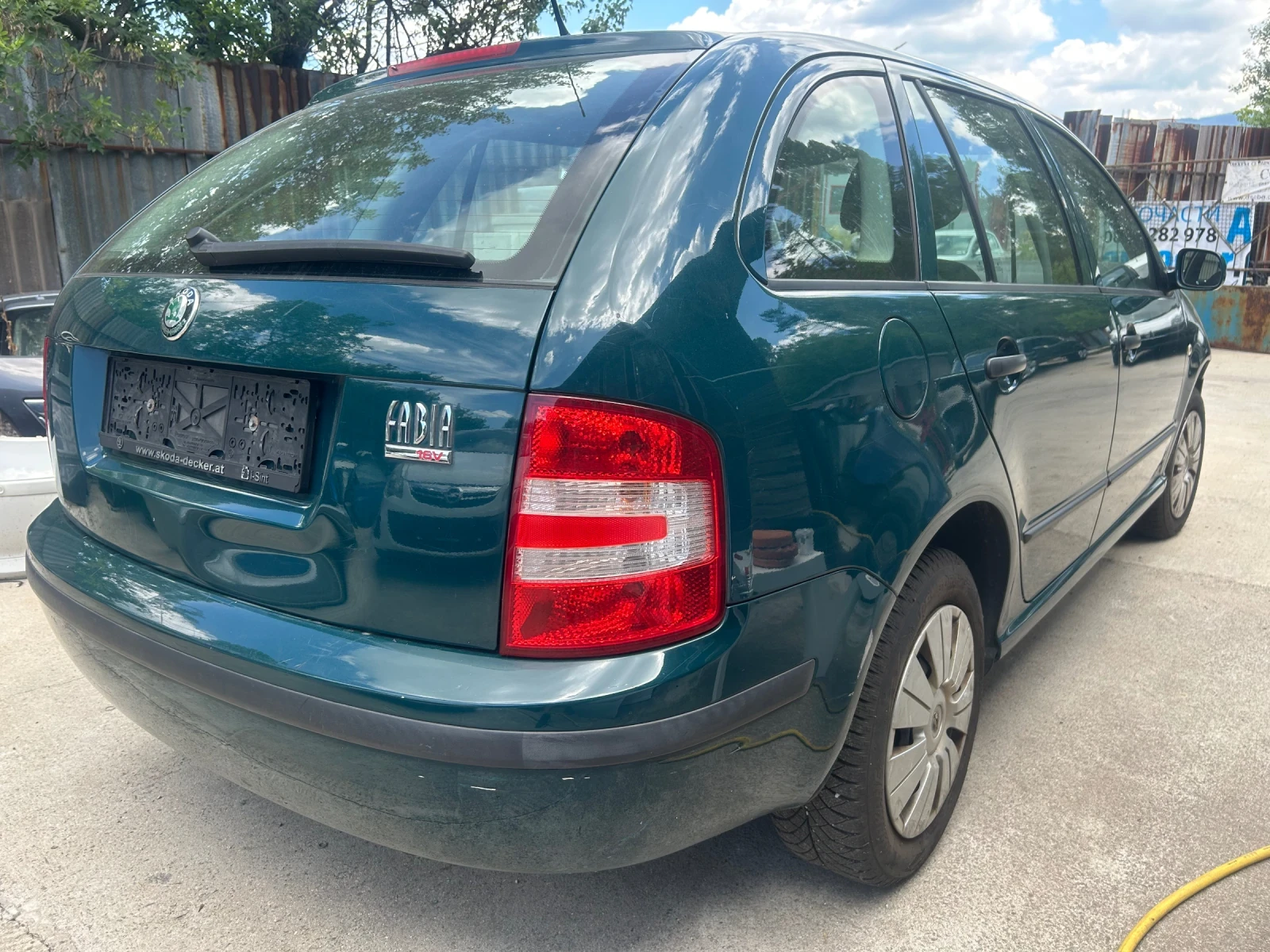 Skoda Fabia 1.4 i 75 к.с. - изображение 2