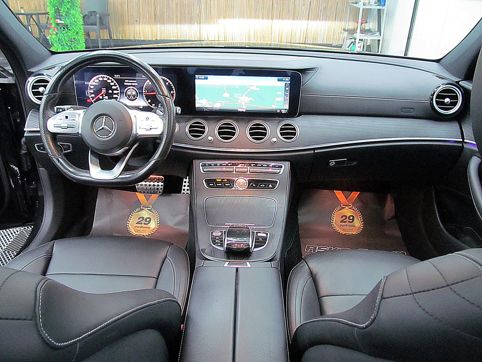 Mercedes-Benz E 220 PANORAMA/AMG/DIGITAL/360-k/KeylessGo/�������� ��-� | Mobile.bg � ����������� 12