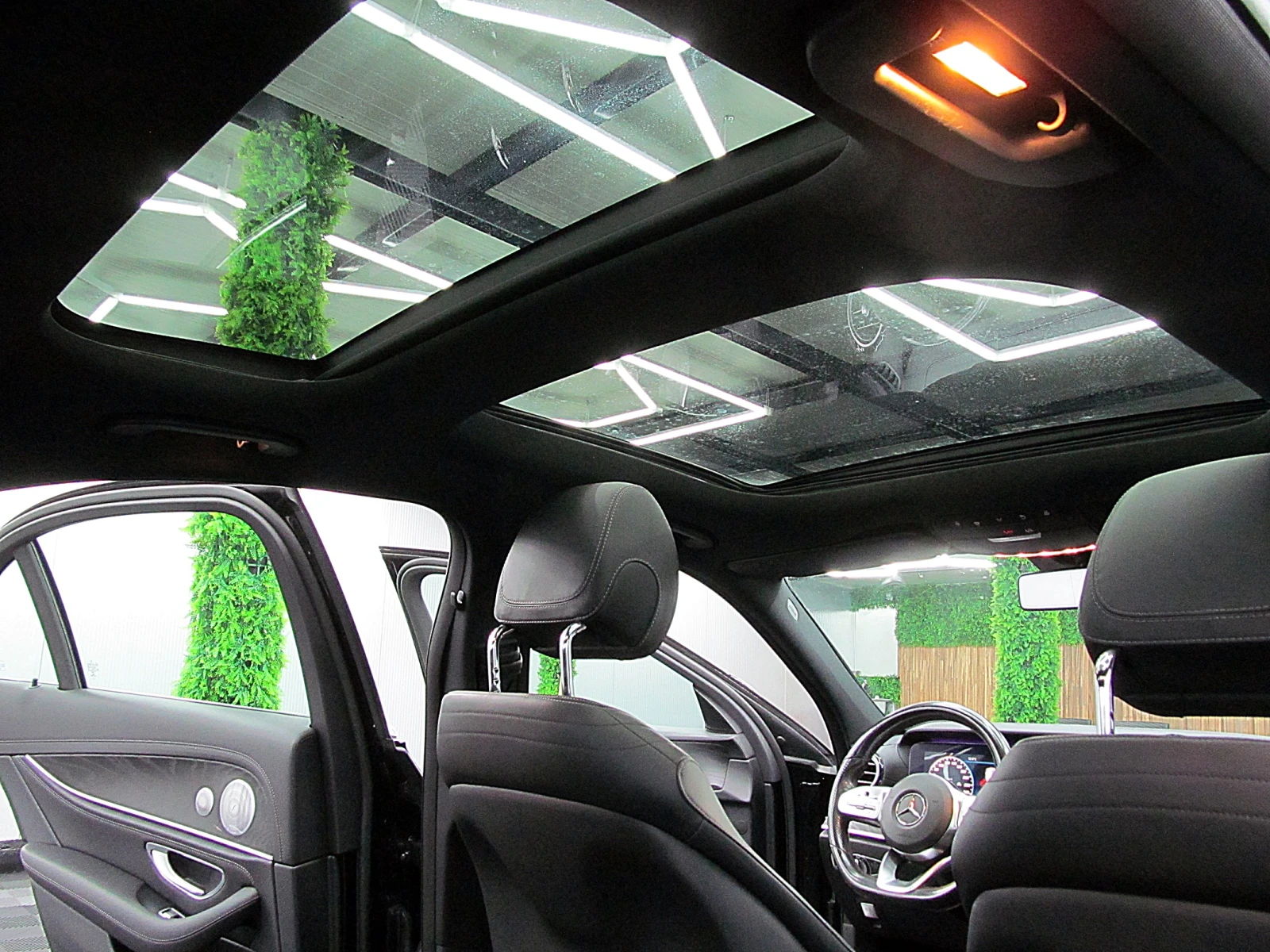 Mercedes-Benz E 220 PANORAMA/AMG/DIGITAL/360-k/KeylessGo/�������� ��-� | Mobile.bg � ����������� 11