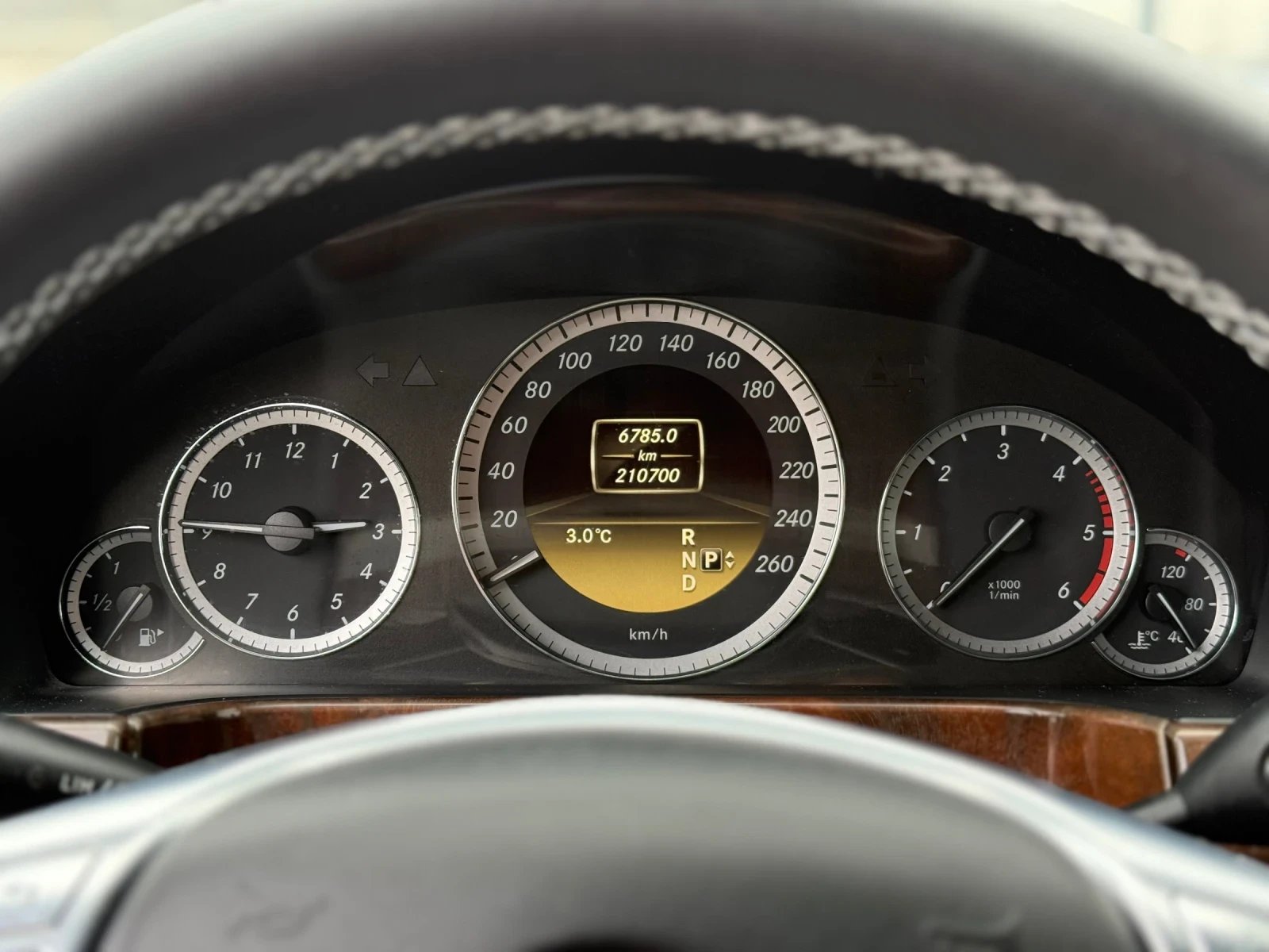 Mercedes-Benz E 350 D* 2012г* AMG Pack* TV* Топ Състояниение*  - изображение 9