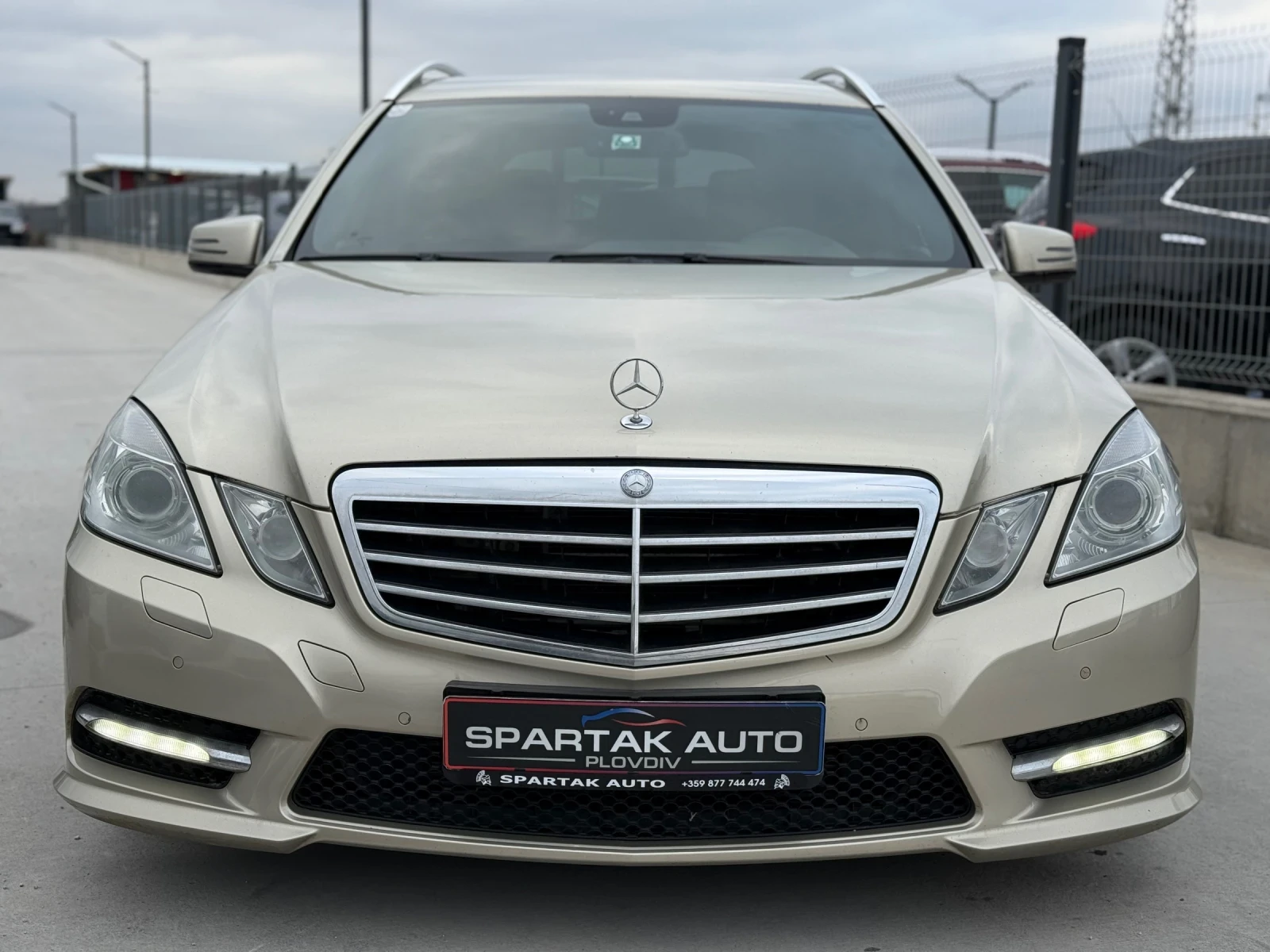 Mercedes-Benz E 350 D* 2012г* AMG Pack* TV* Топ Състояниение*  - изображение 2