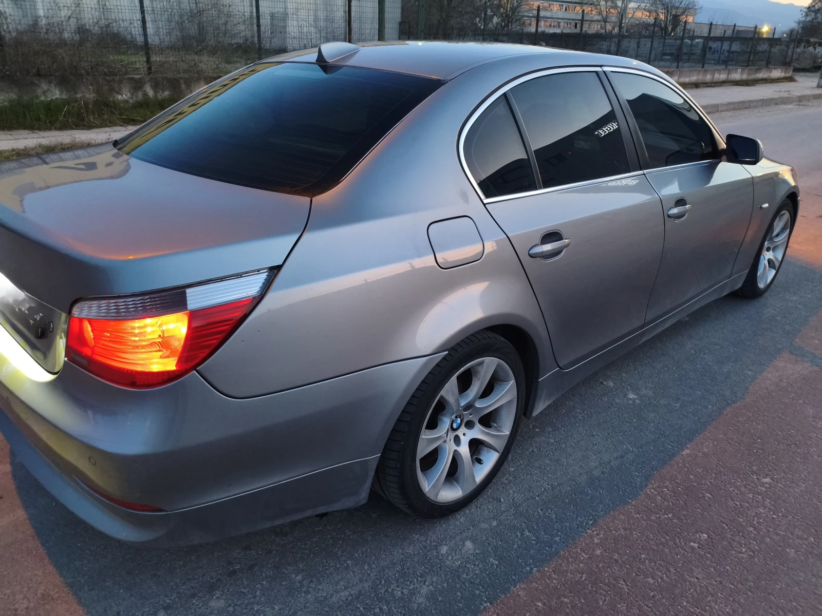 BMW 530 530, снимка 5 - Автомобили и джипове - 53906420