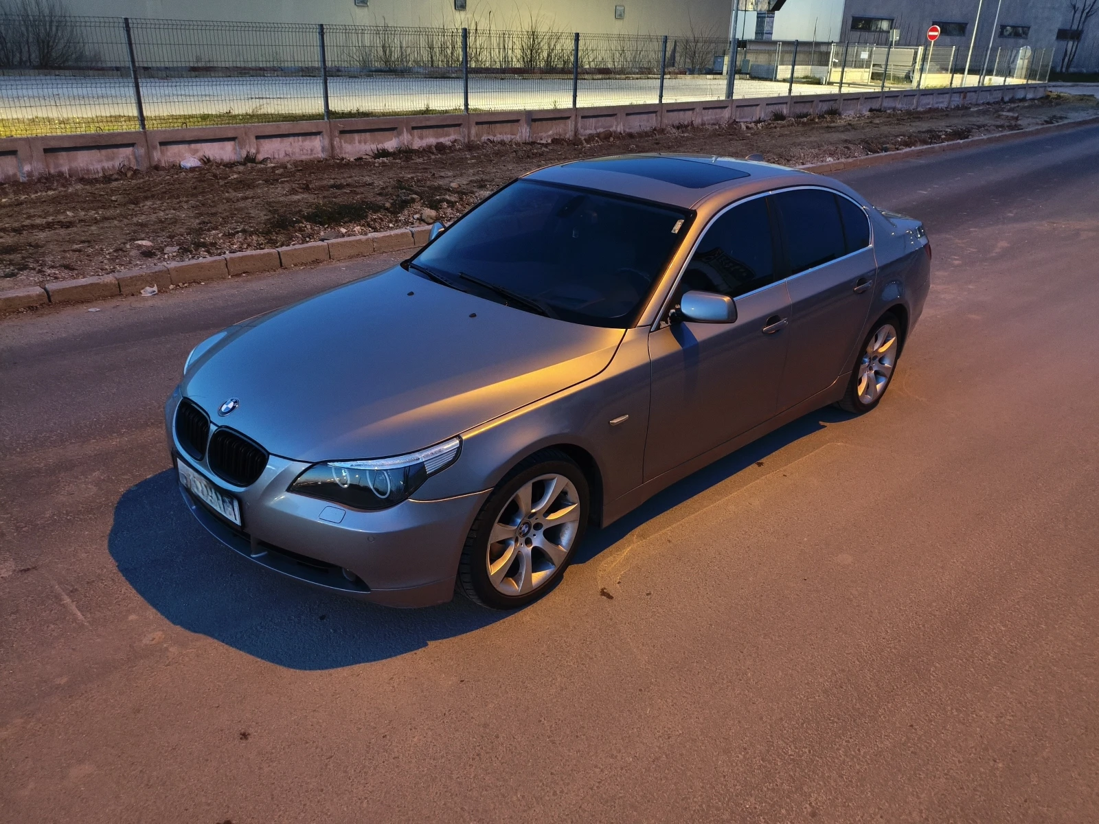 BMW 530 530, снимка 4 - Автомобили и джипове - 53906420