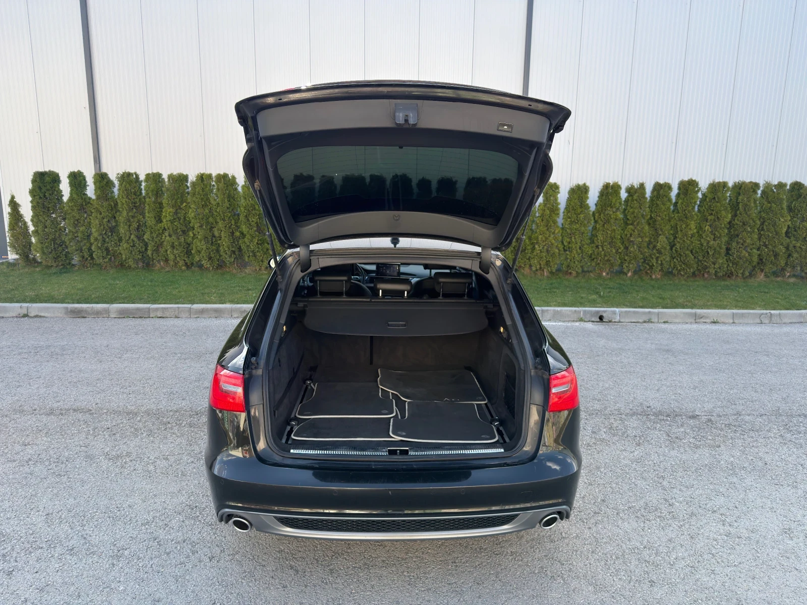 Audi A6 3.0tdi 245k.c* SLine* Matrix* Пано* Bose* ЛИЗИНГ* , снимка 17 - Автомобили и джипове - 53982419