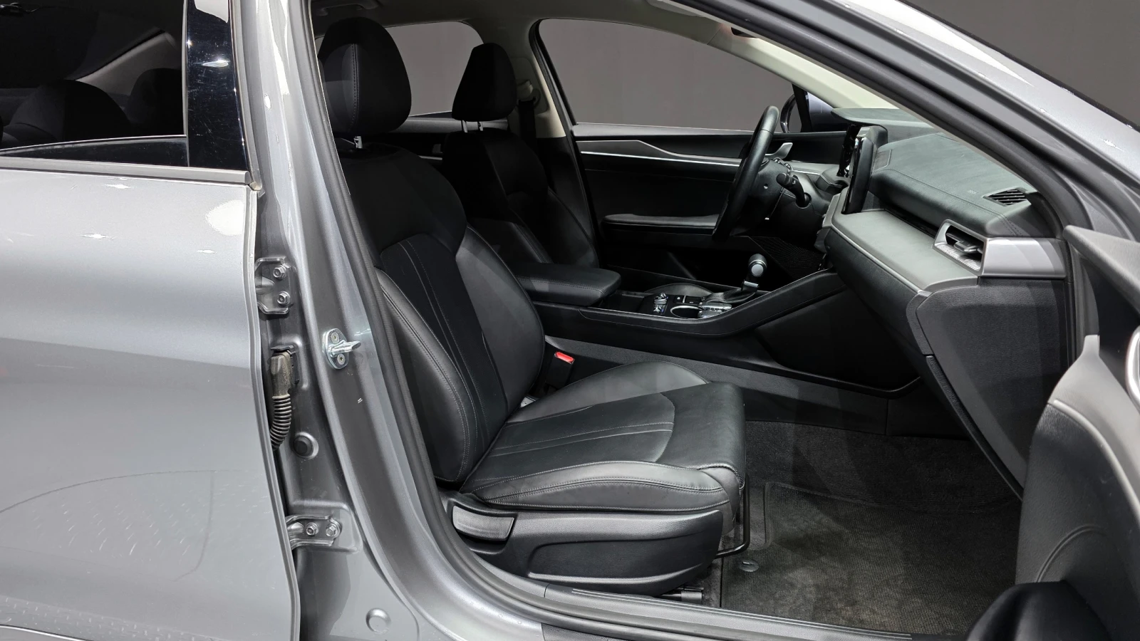 Kia K5 2.0LPI TRENDY autogeorge.com | Mobile.bg � ����������� 10