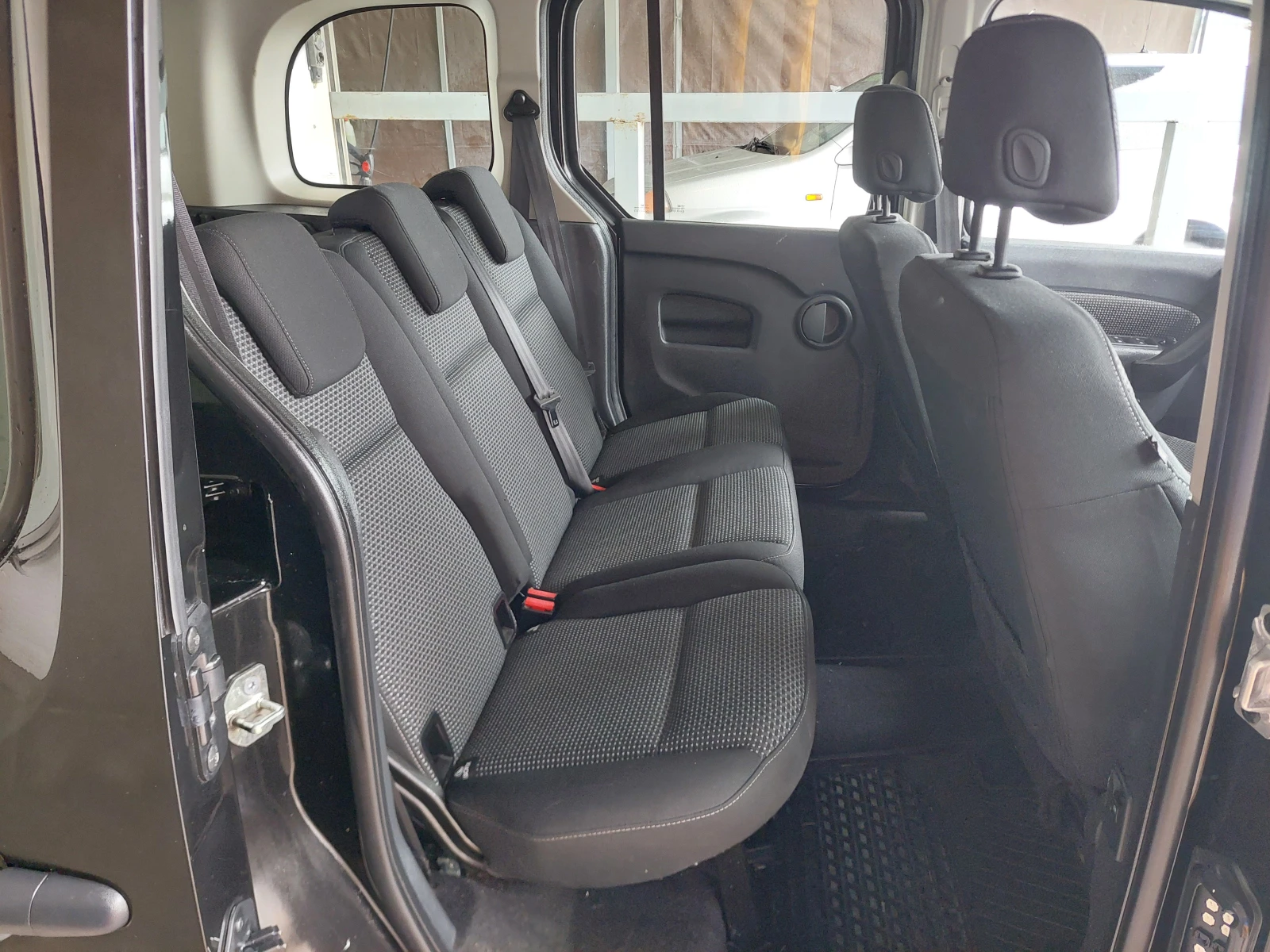 Mercedes-Benz Citan 5-������-��� ��������� | Mobile.bg � ����������� 10