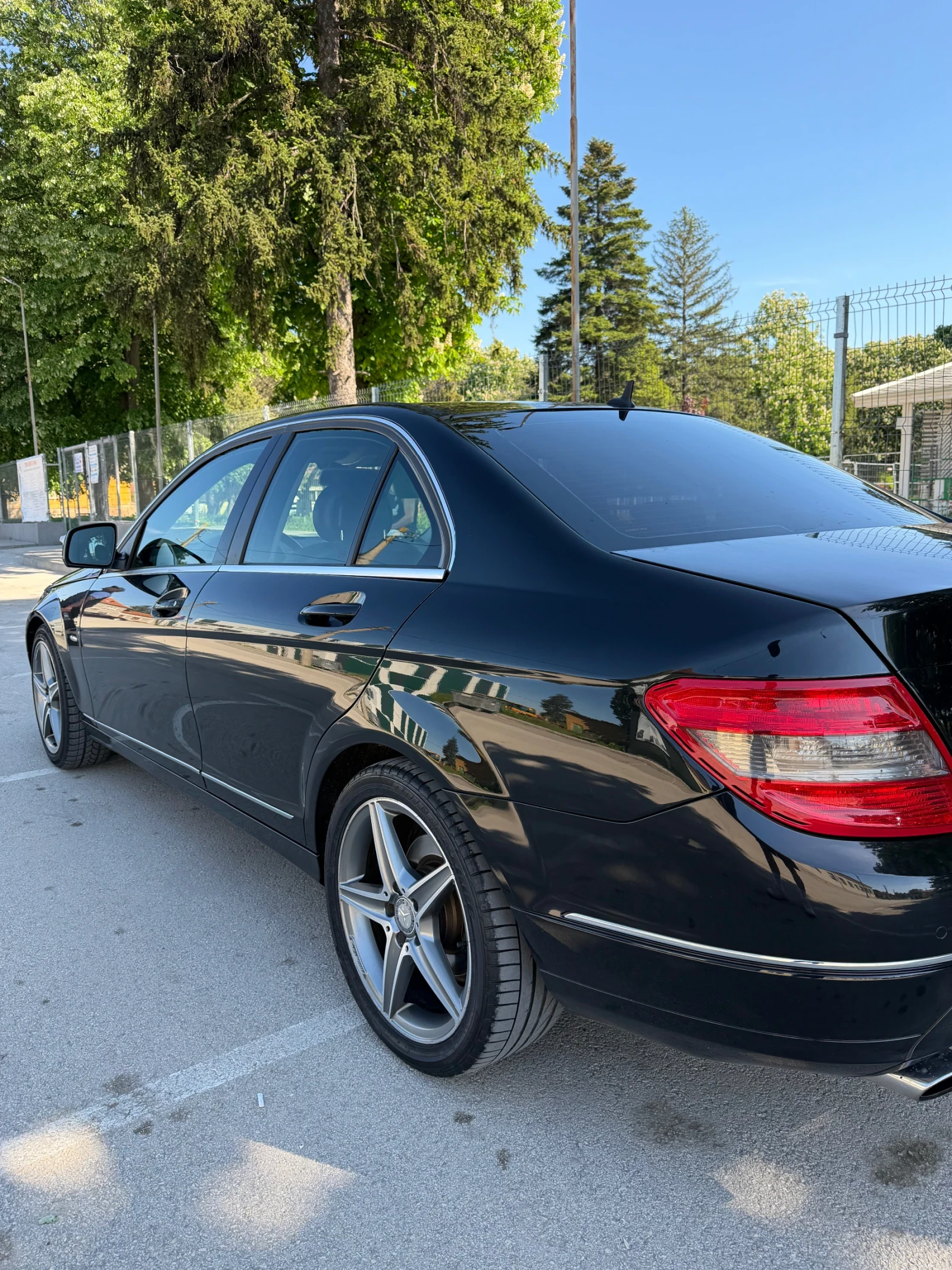 Mercedes-Benz C 220, снимка 6 - Автомобили и джипове - 54565766