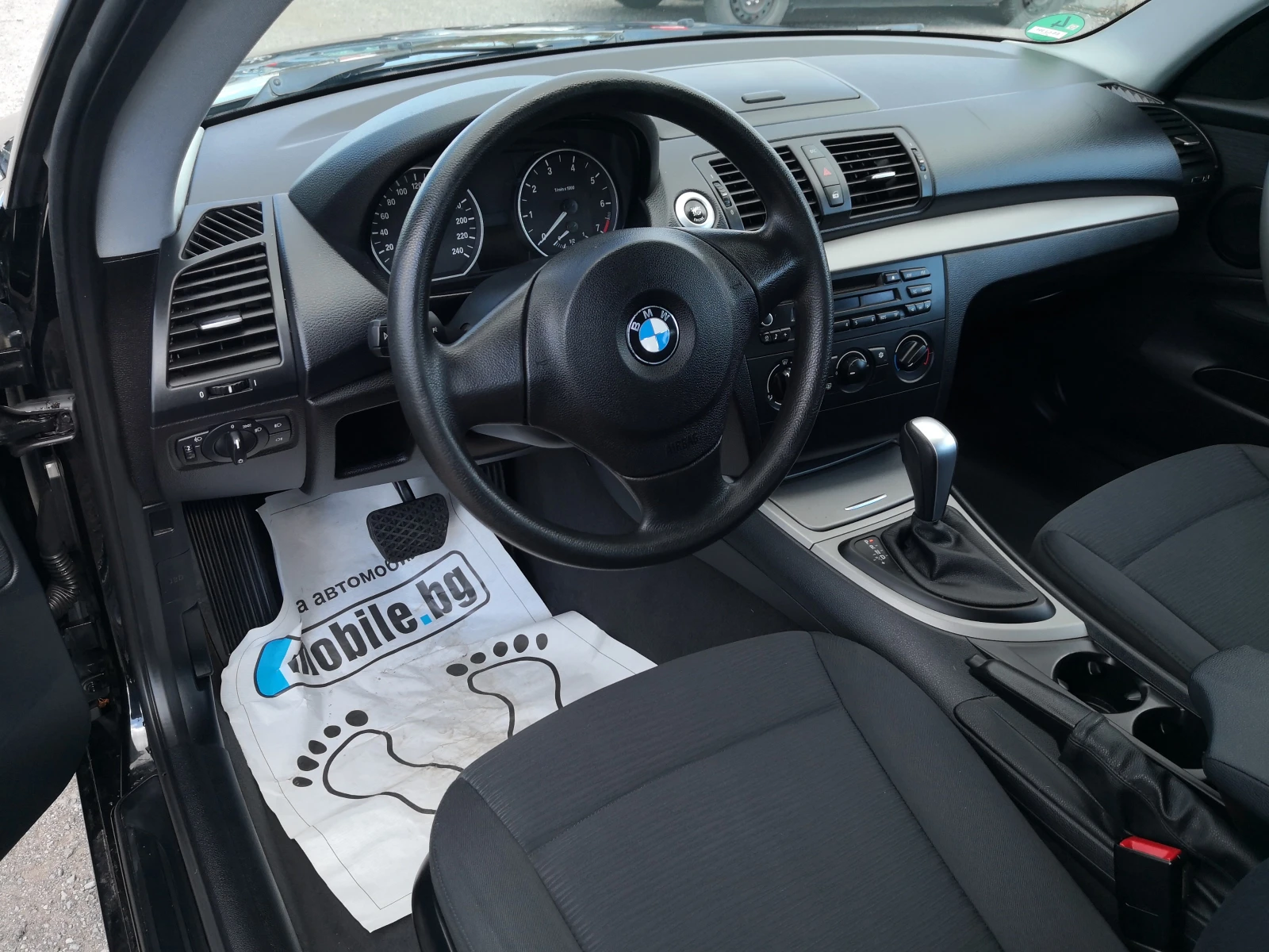 BMW 116 i 2.0i Автоматик Евро 5 2011г., снимка 7 - Автомобили и джипове - 54933337