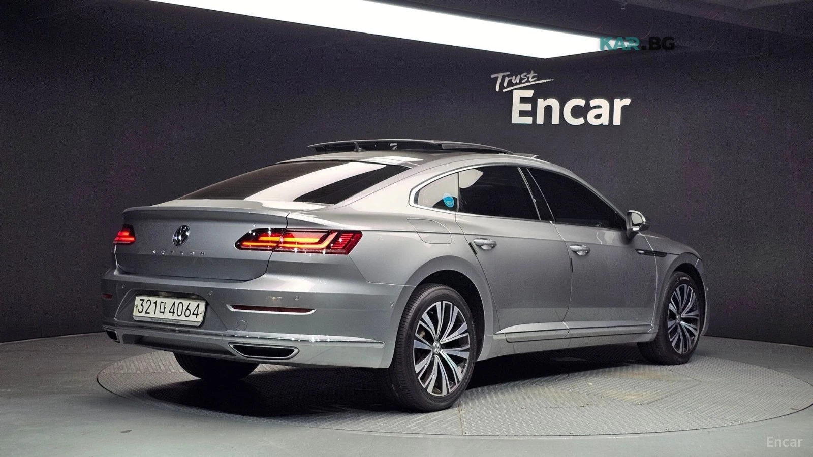 VW Arteon 2.0TDI* PREMIUM* ПОДГРЕВ* ОБДУХВАНЕ* ПАНОРАМА* КАМ, снимка 2 - Автомобили и джипове - 55299993