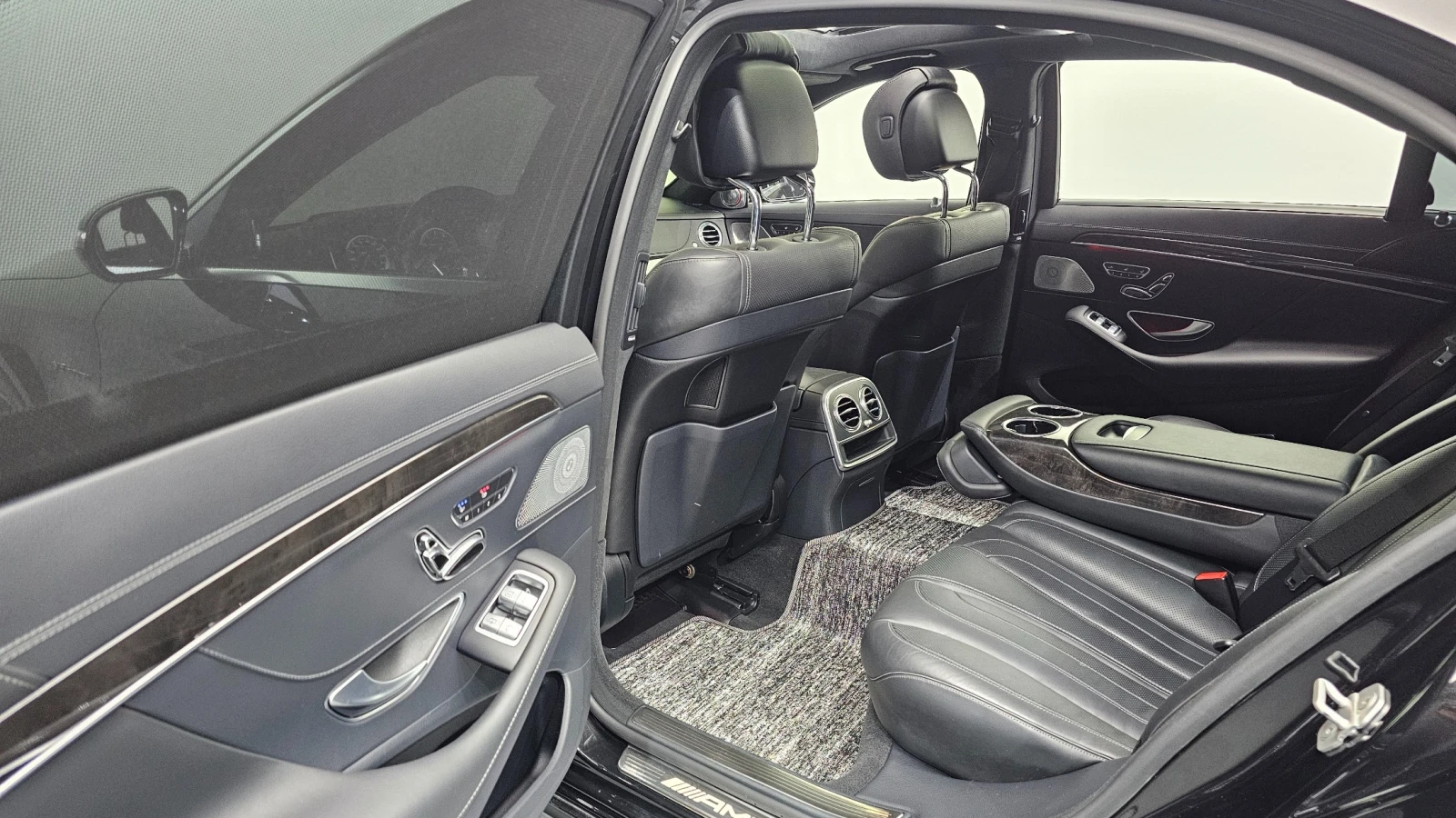 Mercedes-Benz S 63 AMG 5.5 4MATIC, FULL, снимка 9 - Автомобили и джипове - 55445337