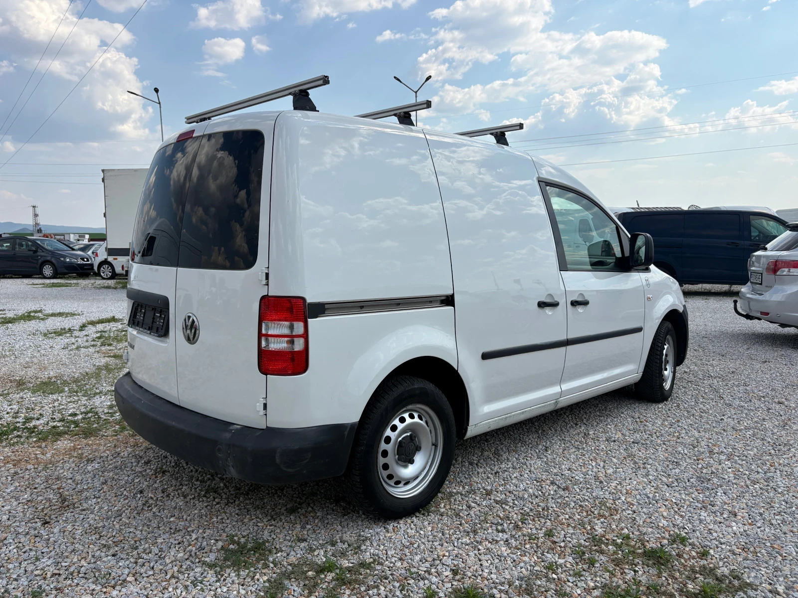 VW Caddy 2.0 бензин-метан, снимка 4 - Автомобили и джипове - 55607537