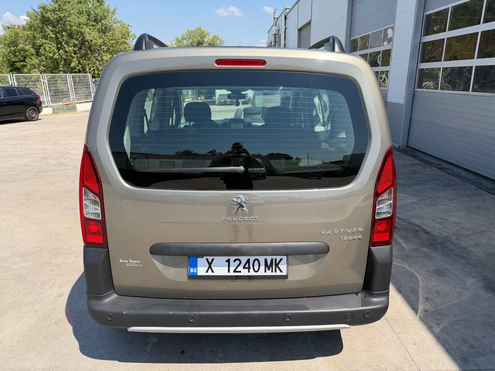 Peugeot Partner 1.6HDI-FULLL* * * , снимка 4 - Автомобили и джипове - 55609817