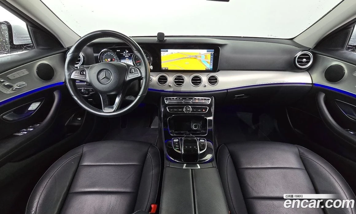 Mercedes-Benz E 200 E200 Avantgarde, снимка 7 - Автомобили и джипове - 55697218