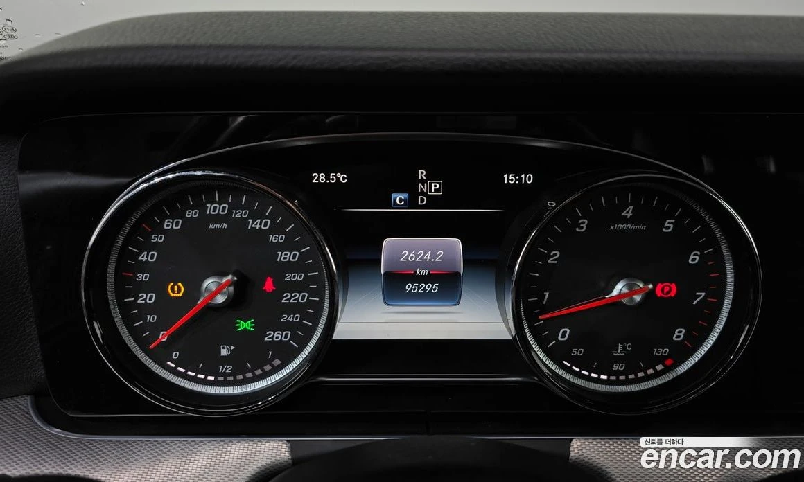 Mercedes-Benz E 200 E200 Avantgarde, снимка 8 - Автомобили и джипове - 55697218