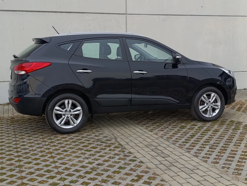 Hyundai IX35 2.0crdi   4X4, снимка 5 - Автомобили и джипове - 49300641