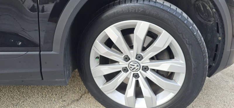 VW T-Roc Ексклузивен автомобил; Пробегът е 100% реален!, снимка 15 - Автомобили и джипове - 52289810