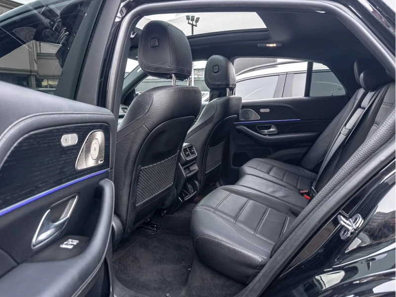 Mercedes-Benz GLE 450 AMG 4MATIC COUPE MASSAGE 2023 * CARFAX* , снимка 12 - Автомобили и джипове - 52900185
