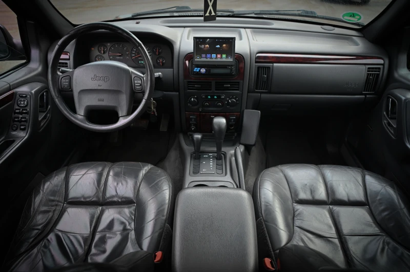Jeep Grand cherokee 4.7 QUADRA DRIVE , снимка 10 - Автомобили и джипове - 53124632