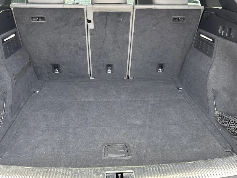 Audi SQ5 * Progressiv * CARFAX * ОПЦИЯ ЗА ФИНАНСИРАНЕ, снимка 17 - Автомобили и джипове - 55436078
