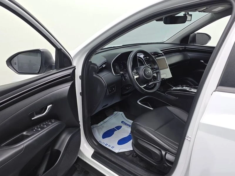 Hyundai Tucson Gasoline 1.6 Turbo 2WD| 177�.�. | Mobile.bg � ����������� 10