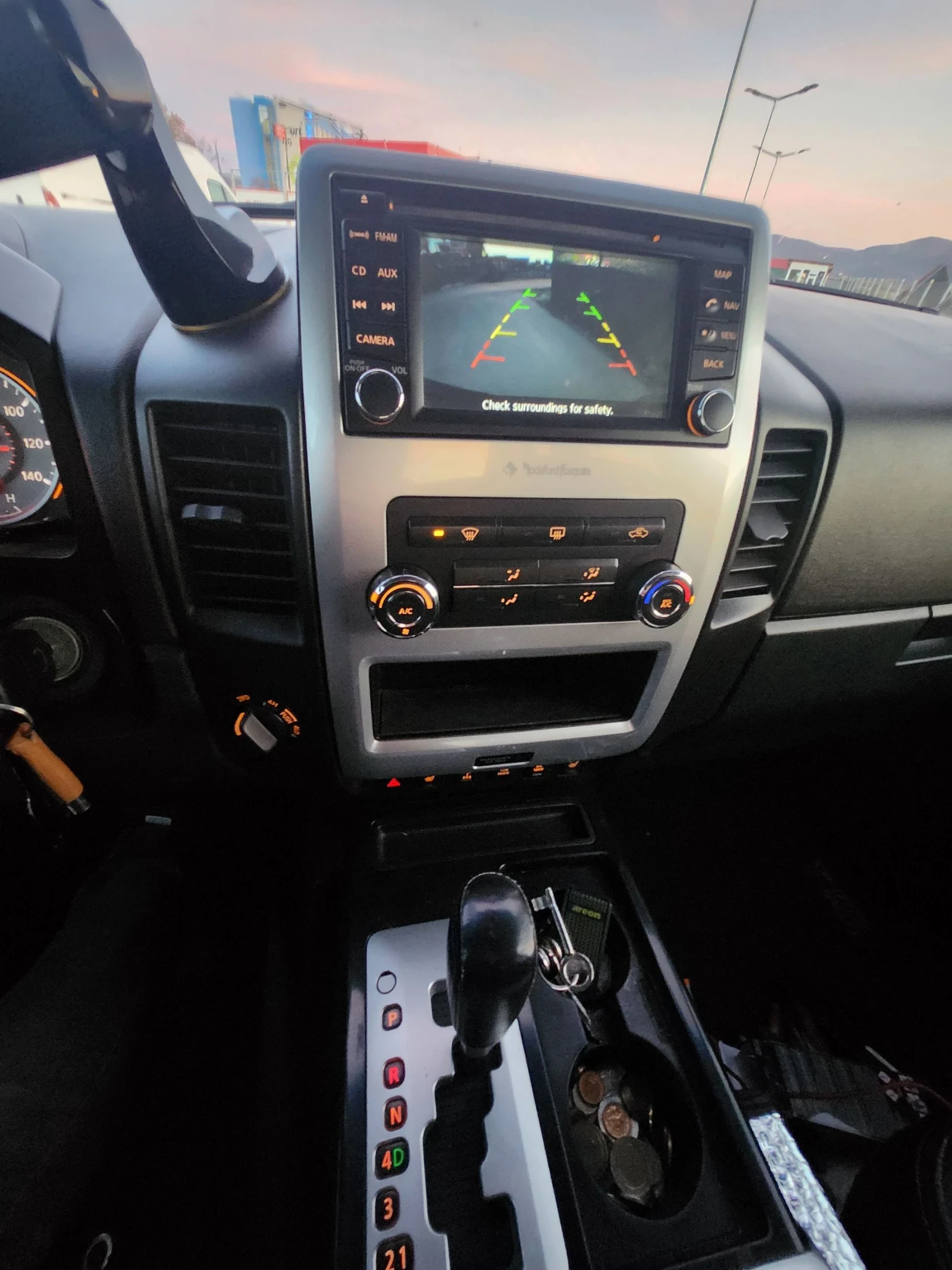 Nissan Titan crew cab 5.6 Pro4x с ГАЗ  - изображение 3